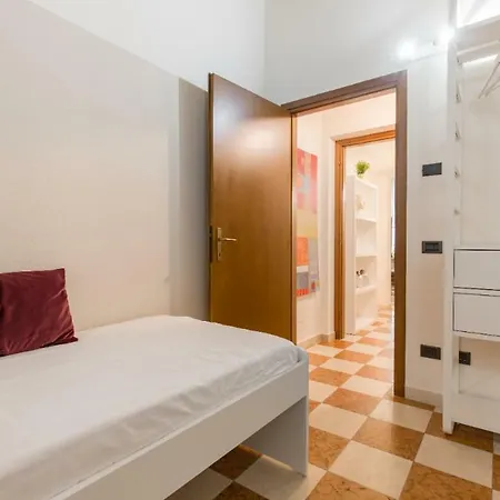 Apartment Maison Porta Leoni *