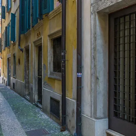 Maison Porta Leoni Apartment Verona